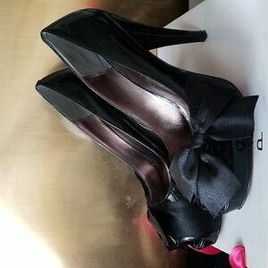 Paris Hilton Limited Ed Leather Open Toe Pumps Sz 8 Women Rose Silver